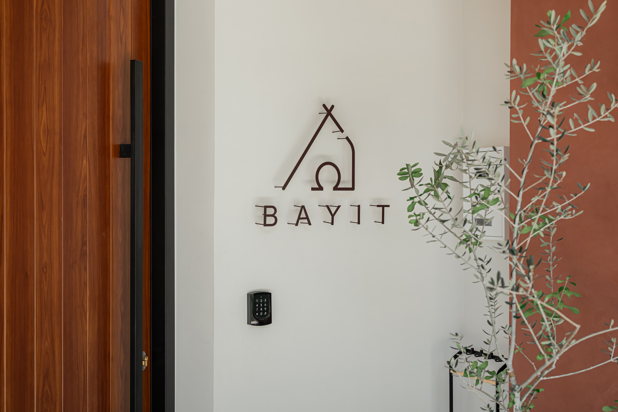 BAYIT 貝逸入口